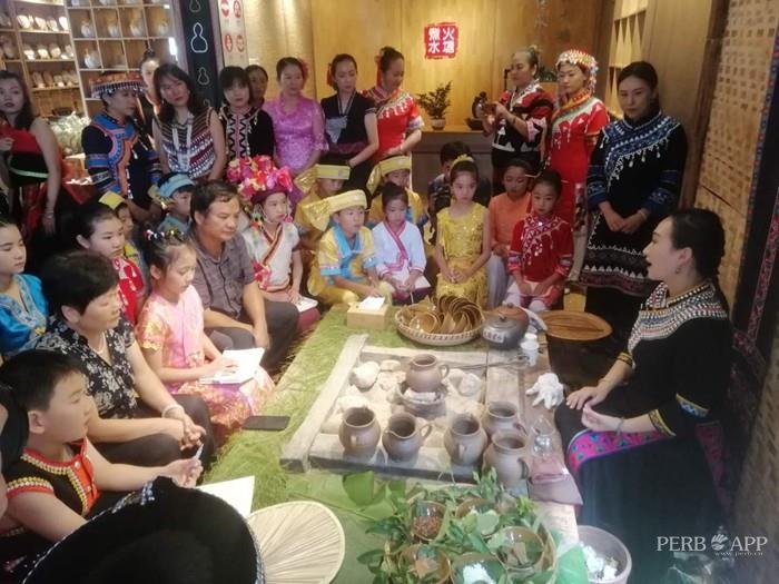 普洱市关工委2020年“小小茶艺师培训” 工作品牌活动举行